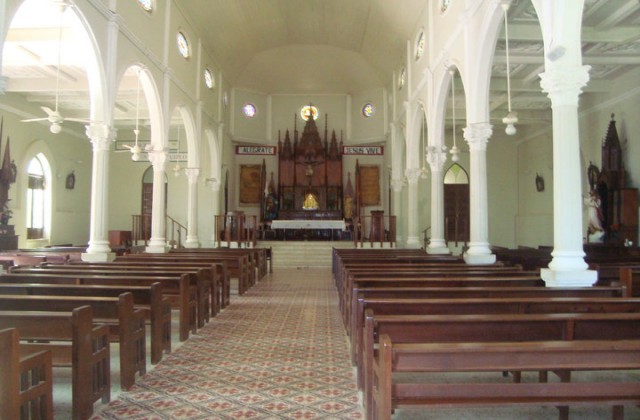 Iglesia San Fernando en Montecristi